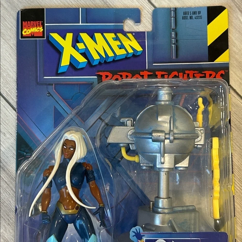 Vintage 1997 Marvel X-Men toy biz STORM action figure NIP